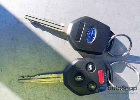 2016 Subaru Outback 2.5I Premium z USA, uszkodzony, nr VIN 4S4BSAHC3G3269606